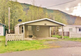 757 Division Ave, Morton, WA 98356
