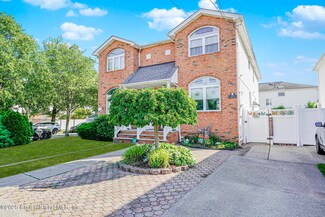 287 Greaves Ave, Staten Island, NY 10308