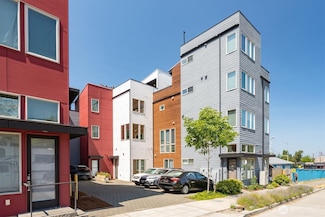 551 28th Ave, Seattle, WA 98122