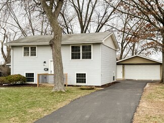 3704 Linden Rd, Richton Park, IL 60471