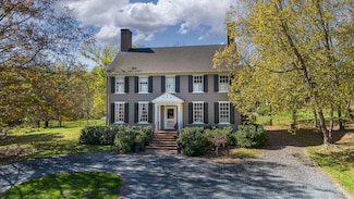 62 Cliffnell Ln, Lexington, VA 24450