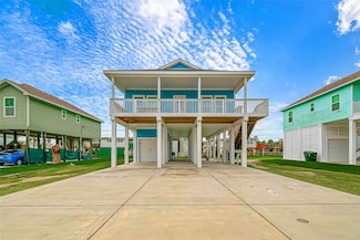 4019 Mason Dr, Galveston, TX 77554