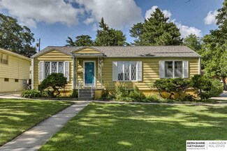 8300 Park Dr, Omaha, NE 68127