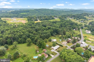 4620 Shimerville Rd, Emmaus, PA 18049