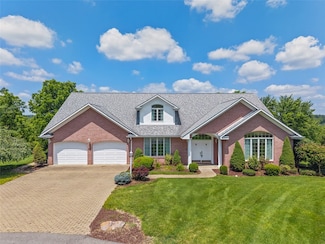 21 Timbercrest Cir, Cecil-Bishop, PA 15321