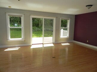 4 Stannard Dr, Essex Junction, VT 05452