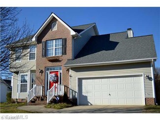 2919 Mclaurin Ct, High Point, NC 27265