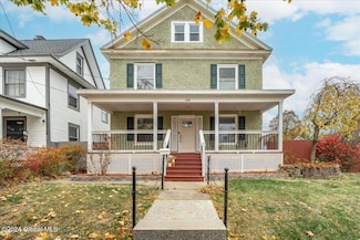 530 Bedford Rd, Schenectady, NY 12308