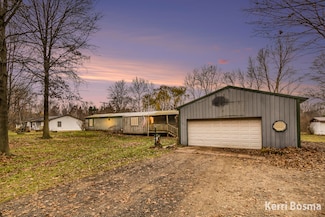 9837 Blair St, Zeeland, MI 49464