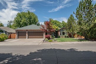 3557 Alderwood Dr, Medford, OR 97504