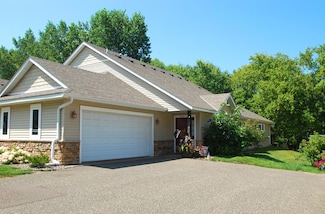 1322 Carnelian St N, Stillwater, MN 55082