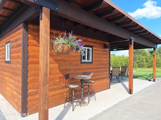 35 Sand Trap Ln, Blanchard, ID 83804