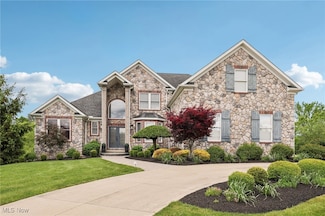 1917 Rock Creek, Akron, OH 44333