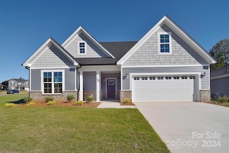 103 Bunker Hill Ln, Statesville, NC 28677