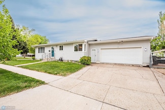 1625 14th Ave S, Fargo, ND 58103
