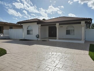 11940 Walsh Blvd, Miami, FL 33184