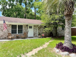 1990 Butternut St, Charleston, SC 29414