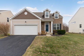 9004 Emerald Hill Dr, Lewis Center, OH 43035