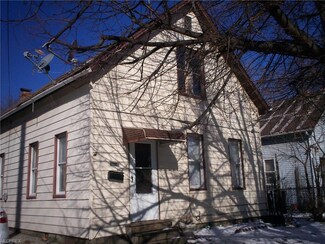 3060 W 44th St, Cleveland, OH 44113