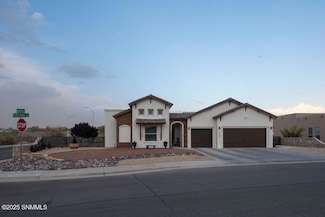4390 Purple Sage Dr, Las Cruces, NM 88011