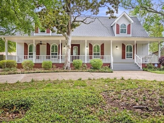 555 Marilyn Dr, Mandeville, LA 70448