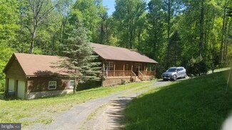 224 Ridge Top Ln, Linden, VA 22642