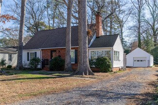 214 Selden Rd, Newport News, VA 23606