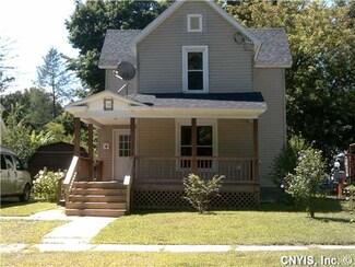 10 N 8th St, Fulton, NY 13069