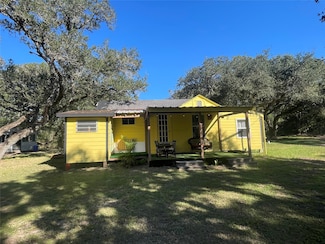 341 Cr 355, Elmaton, TX 77440