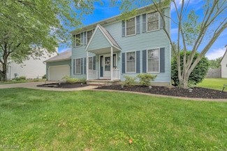 724 Kent Cir, Elyria, OH 44035