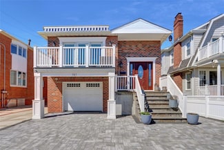 161 Beach 129th St, Rockaway Park, NY 11694