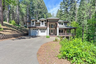 5321 Slalom Ln, Pollock Pines, CA 95726