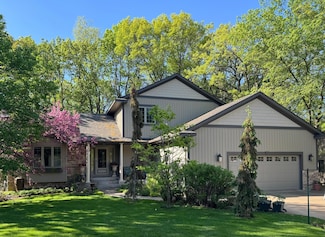 1110 Partridge Ln, Hudson, WI 54016