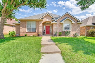 2009 Reddenson Dr, Carrollton, TX 75010