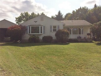 1769 Day Rd, Wayland, NY 14572