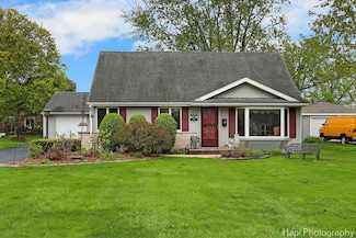 3207 Knollwood Ln, Glenview, IL 60025