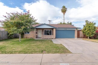 7608 N 40th Dr, Phoenix, AZ 85051