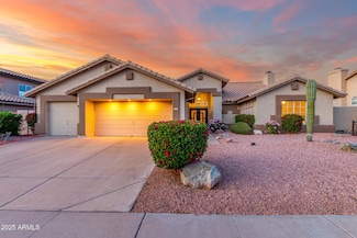 16 E South Fork Dr, Phoenix, AZ 85048