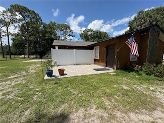 18371 Durrance Rd, North Fort Myers, FL 33917