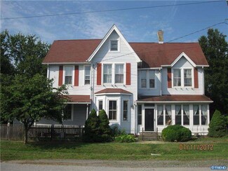 201 Clinton St, Delaware City, DE 19706