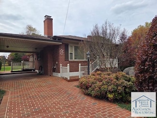 132 Sinclair St, Ridgeway, VA 24148