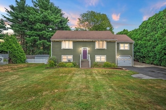 3 Cottage Ln, Amesbury, MA 01913