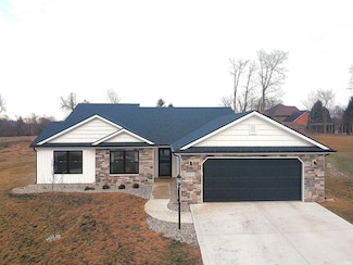 3975 Kings Pass, Warsaw, IN 46582
