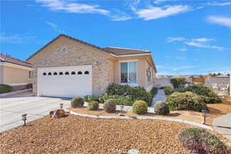 19611 Castle Harbor Ct, Apple Valley, CA 92308
