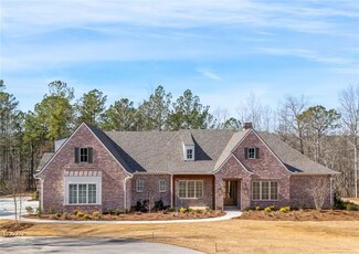 9040 Chapel Heights Dr, Auburn, AL 36830