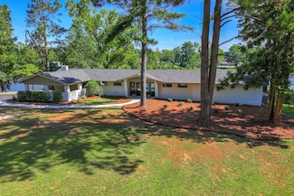 118 Lake Bluff Dr, Waynesboro, GA 30830