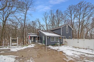 128 Briggs St, Allegan, MI 49010