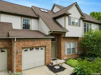 41495 Copper Creek Dr Unit 16, Canton, MI 48187