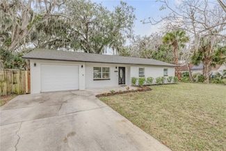 1622 Pine Tree Dr, Edgewater, FL 32132