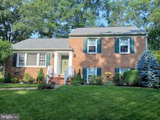 616 Crocus Dr, Rockville, MD 20850